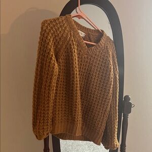 Cozy mustardy Knit Sweater